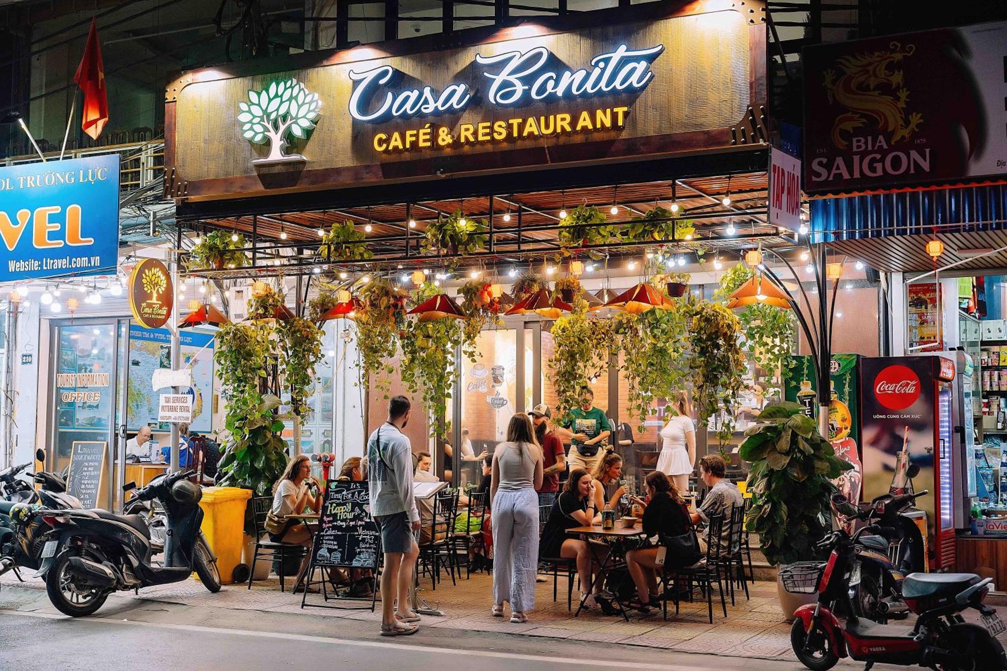 Casa Bonita Hotel カットバ島 エクステリア 写真